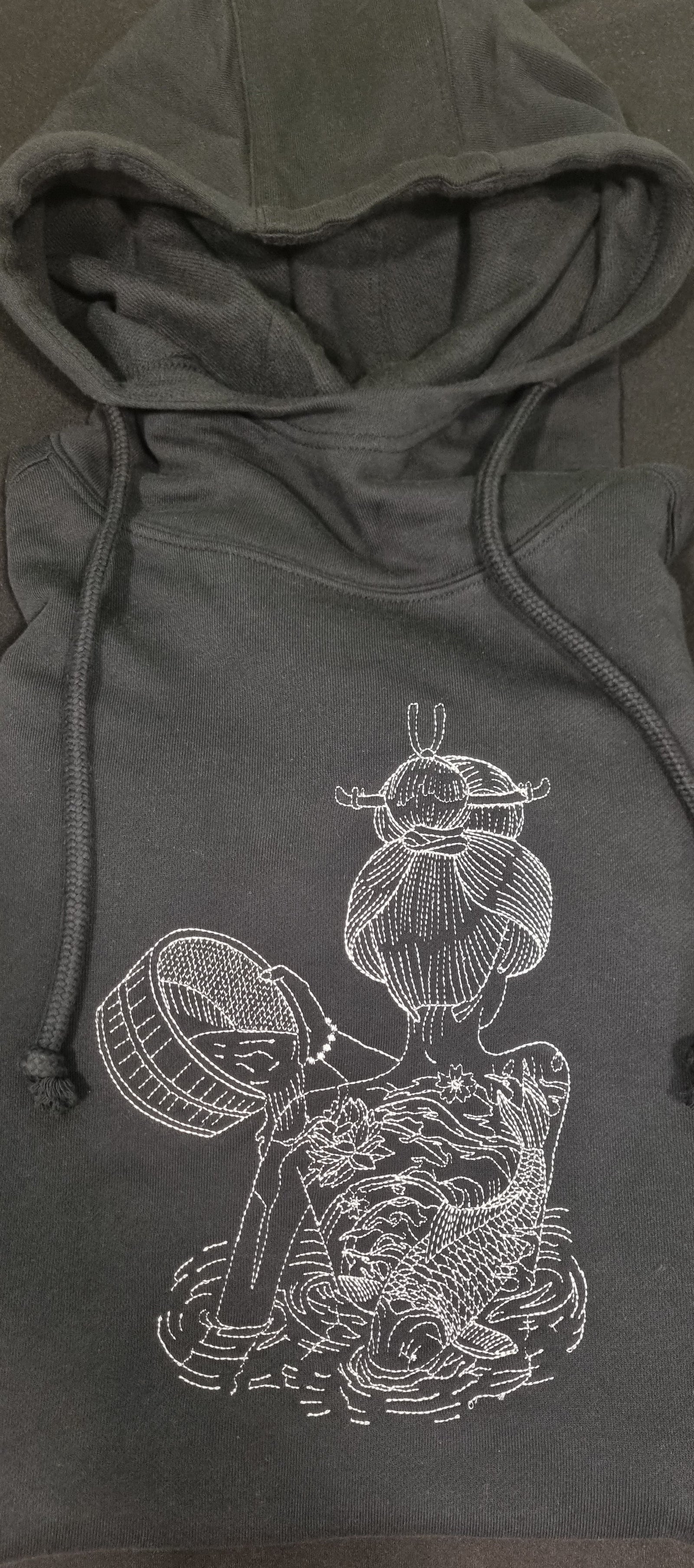 Bathing Giesha Hoodie - AlkhemistVision